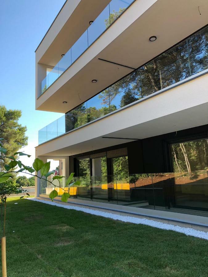 Luxury Magali 1