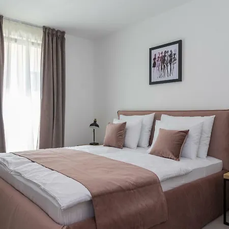 Luxury Apartments Magali 1 Rovinj Exterior photo